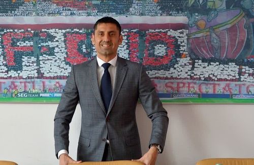 Costin Ștucan îl are invitat la GSP Live, vineri, de la 09:01, pe Ionel Dănciulescu (43 de ani), directorul sportiv al celor de la Dinamo București.