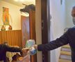 Corona luptă împotriva coronavirus: Mugurel Buga și colegii săi au împărțit vârstnicilor măști și mănuși
