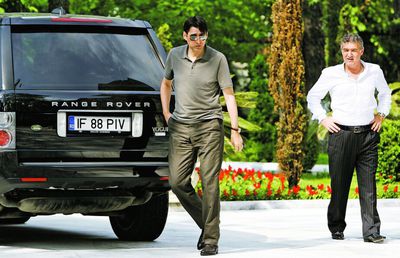 FCSB. Nimeni nu se aștepta la asta! Victor Pițurcă sare în apărarea lui Gigi Becali: „Mi se pare normal să facă asta”