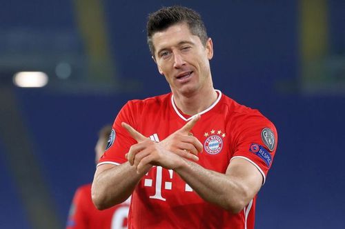 Chelsea și Manchester City, finalistele Ligii Campionilor, vor să-l transfere în această vară pe Robert Lewandowski (32 de ani), starul lui Bayern.