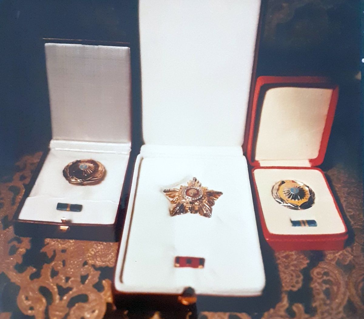 Documente dezarhivate, la 36 de ani de la Sevilla » Ce premii ar fi trebuit să primească inițial „viteziștii”, în loc de ARO + Ceaușescu: „Un loc 1 nu e suficient”