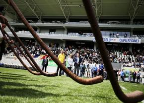 Oina înaintea Ligii 1 pe Arcul de Triumf! » Record de asistență la sportul național al României
