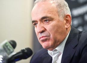 Garry Kasparov, dezvăluiri despre lupta anti-sistem, în interviul acordat Gazetei: „În acel moment, am încetat să mai fiu campion sovietic”
