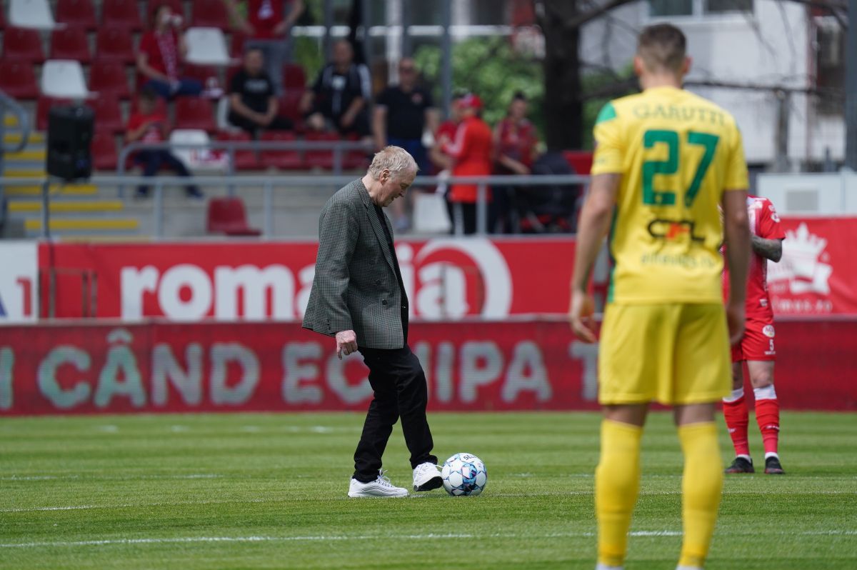 UTA - CS Mioveni 1-0 » Arădenii câștigă ultimul meci „acasă” din acest sezon