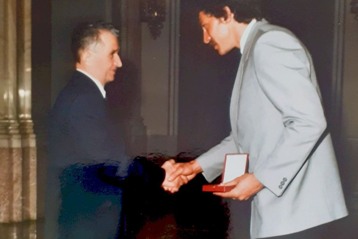 Documente dezarhivate, la 36 de ani de la Sevilla » Ce premii ar fi trebuit să primească inițial „viteziștii”, în loc de ARO + Ceaușescu: „Un loc 1 nu e suficient”