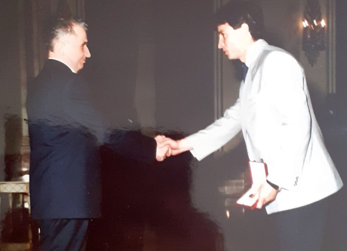 Documente dezarhivate, la 36 de ani de la Sevilla » Ce premii ar fi trebuit să primească inițial „viteziștii”, în loc de ARO + Ceaușescu: „Un loc 1 nu e suficient”