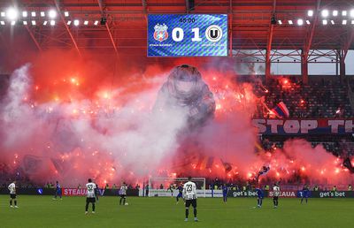 Fanii CSA Steaua, reacţie dură după mesajul lui Ludovic Orban privind dreptul FCSB de a juca în Ghencea: „A ales tabăra infractorilor”