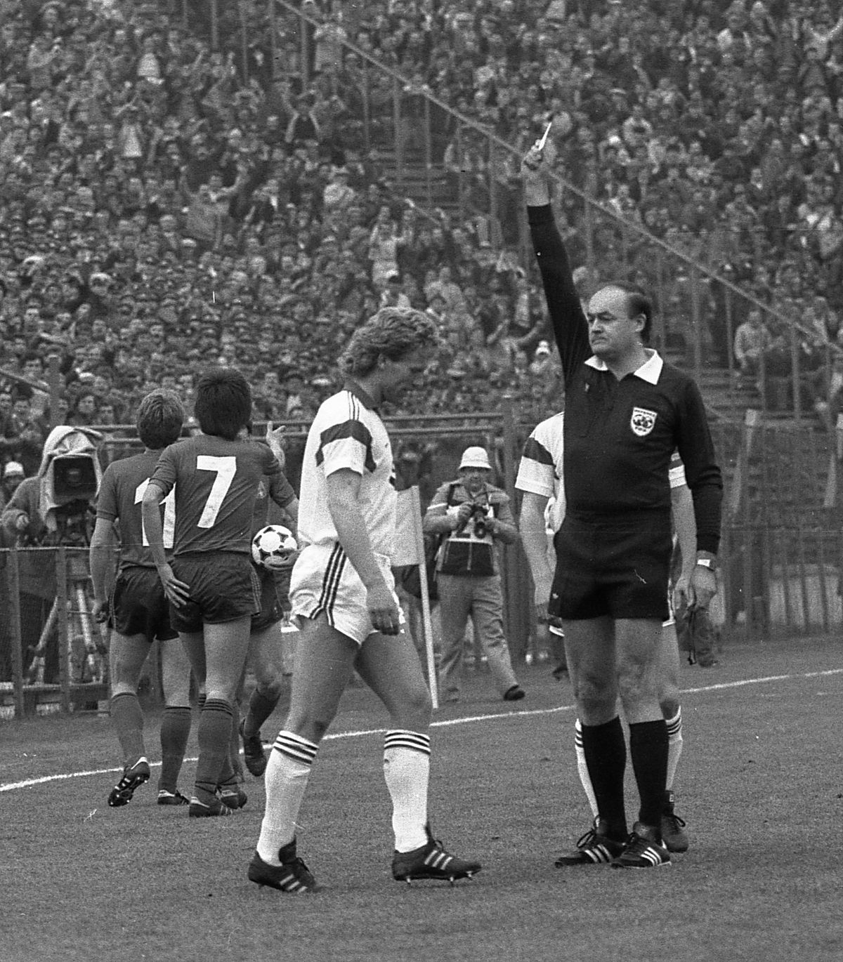 La 37 de ani de când Steaua devenea regina Europei, Gazeta publică un interviu rarisim cu Ion Alecsandrescu