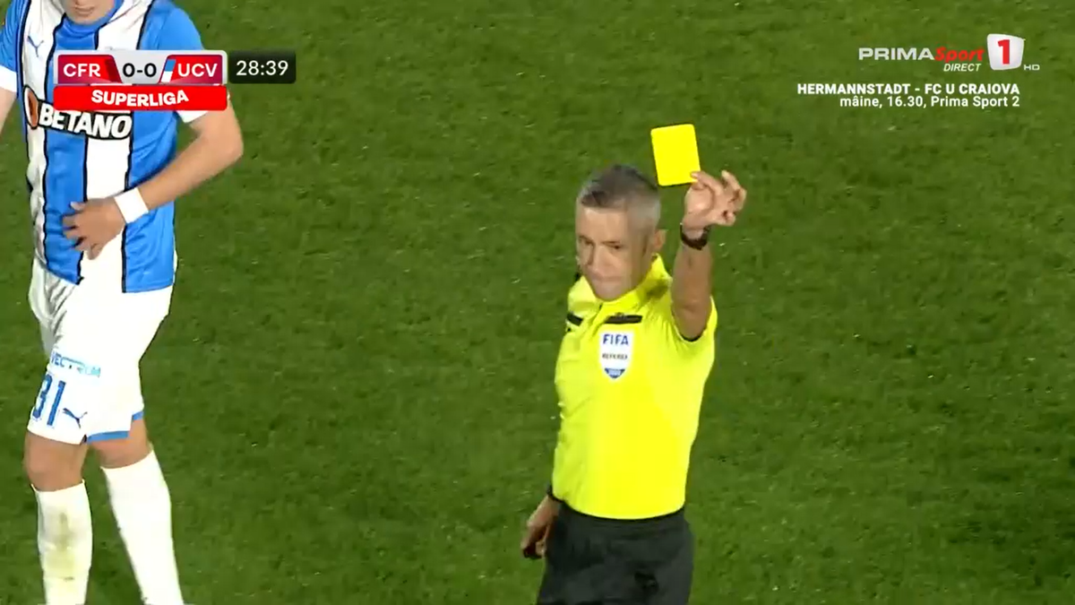 VAR a anulat un ROȘU pentru Ivan » Petrescu a izbucnit: nervi și înjurături în toate direcțiile! Nu va sta pe bancă cu FCSB