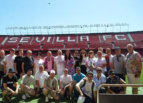 Întoarcerea unui erou » Gabi Balint a revenit după 37 de ani la Sevilla: 6 momente retrăite de la finala cu Barcelona alături de 20 de suporteri