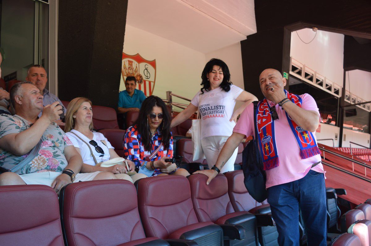 Gabi Balint a sărbătorit 7 mai chiar pe iarba de la Sevilla, alături de suporteri: „Au vrut să fie aproape de acel moment prin mine”