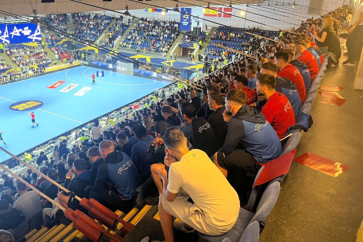 FCSB, alături de CSM București la meciul cu Esbjerg din Sala Polivalentă