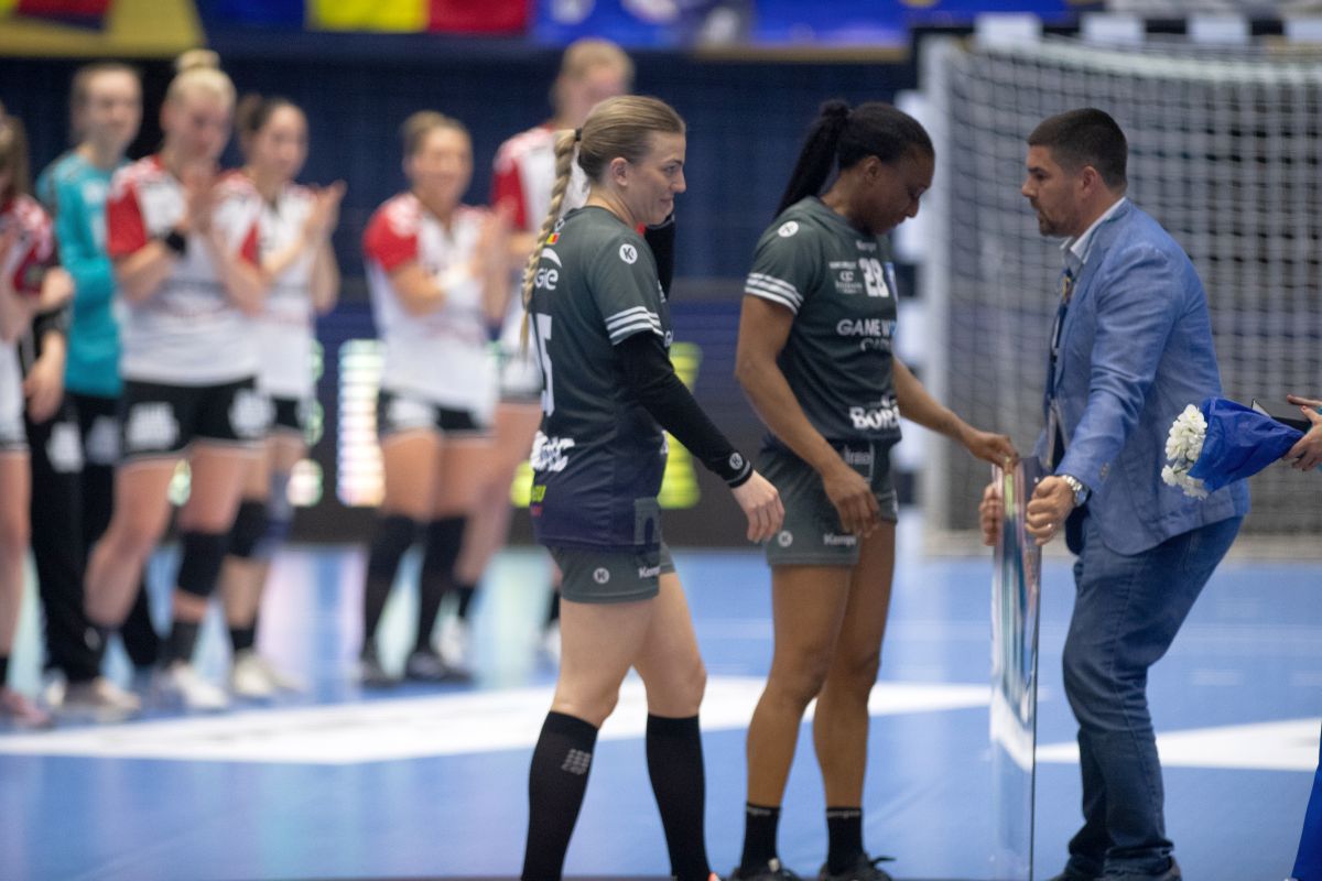 Cristina Neagu, acuzații incendiare după eliminarea din Ligă: „Hoție pe față! Am fost furate la noi acasă, e greu să lupți contra sistemului”