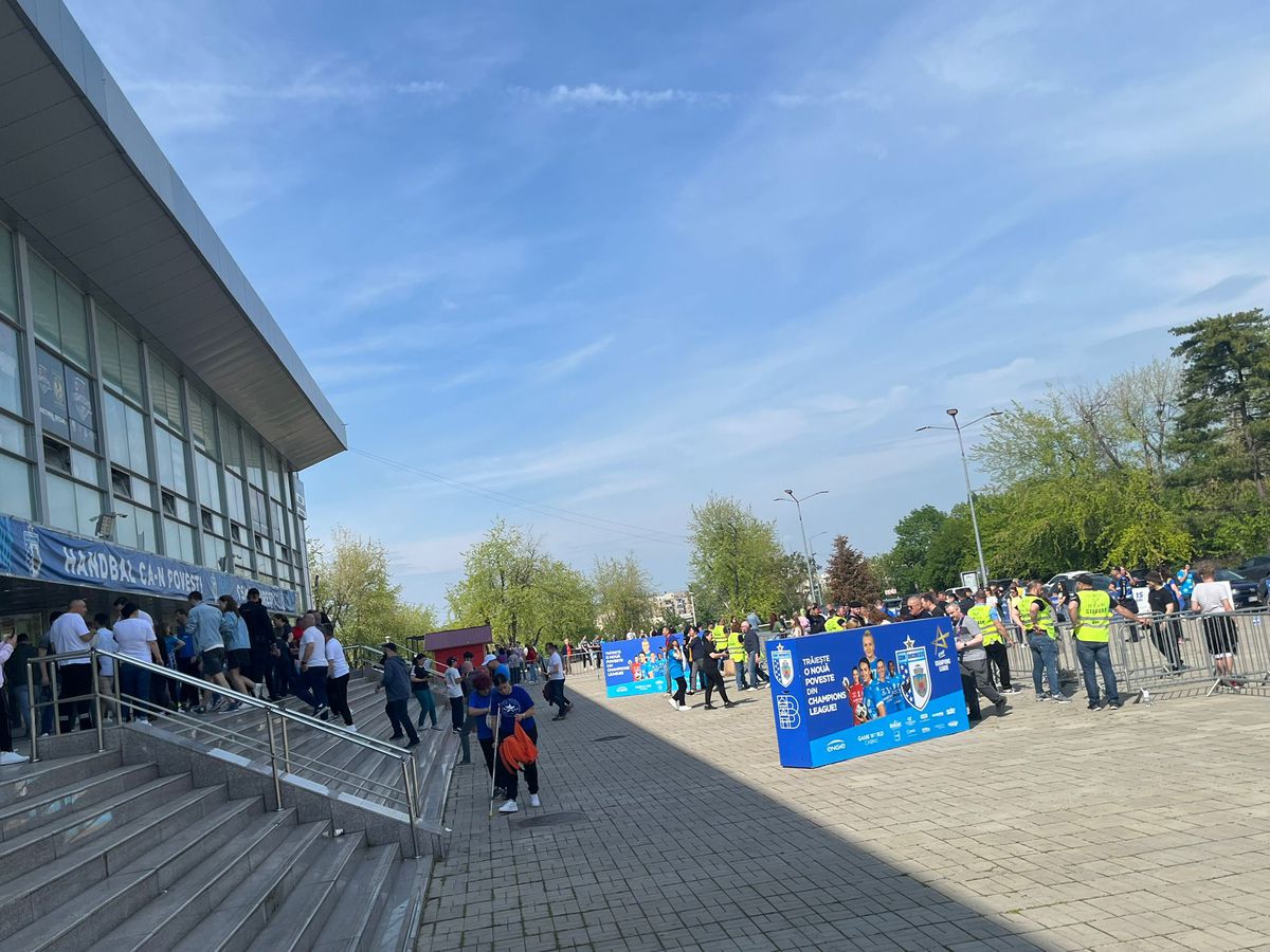 Vis frânt la „Polivalentă” » CSM București ratează Final Four-ul Ligii Campionilor, după o repriză de coșmar cu Esbjerg