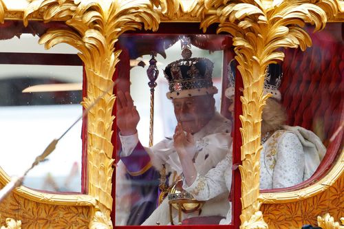 Un moment de confuzie a fost creat sâmbătă, 6 mai, la încoronarea Regelui Charles al III-lea al Marii Britanii. 
Foto: Imago