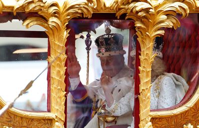 Confuzie generală la încoronarea Regelui Charles al III-lea » De ce s-a auzit imnul Ligii Campionilor în Catedrala Westminster Abbey