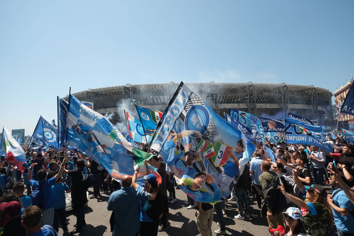 Sărbătoare încununată cu victoria lui Napoli pe stadionul „Diego Armando Maradona”