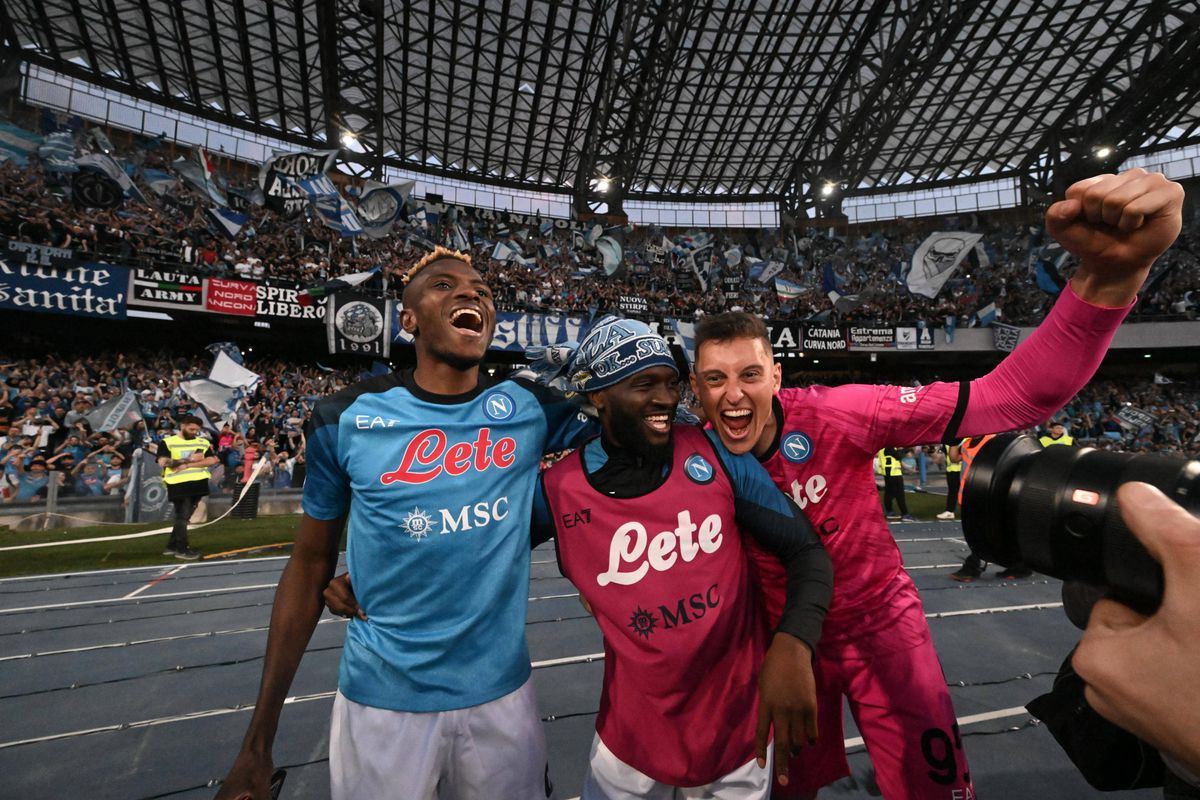 Sărbătoare încununată cu victoria lui Napoli pe stadionul „Diego Armando Maradona”