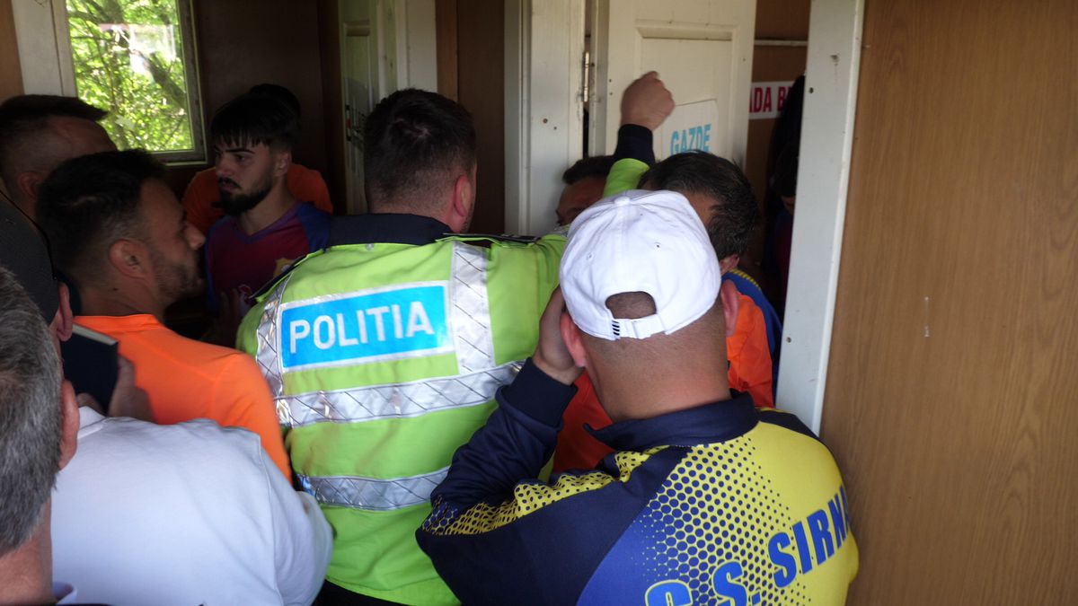 Scandal monstruos, semne obscene și bătaie ca în filmele western! A fost HAOS la Șirna Varnița-Gorgota » Observatorul meciului: „Am luat trei pumni! Nici nu știu de unde au venit”
