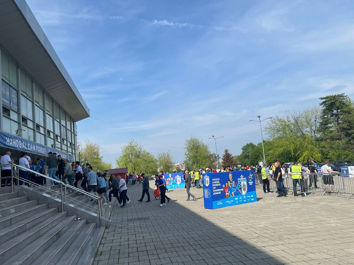 Vis frânt la „Polivalentă” » CSM București ratează Final Four-ul Ligii Campionilor, după o repriză de coșmar cu Esbjerg