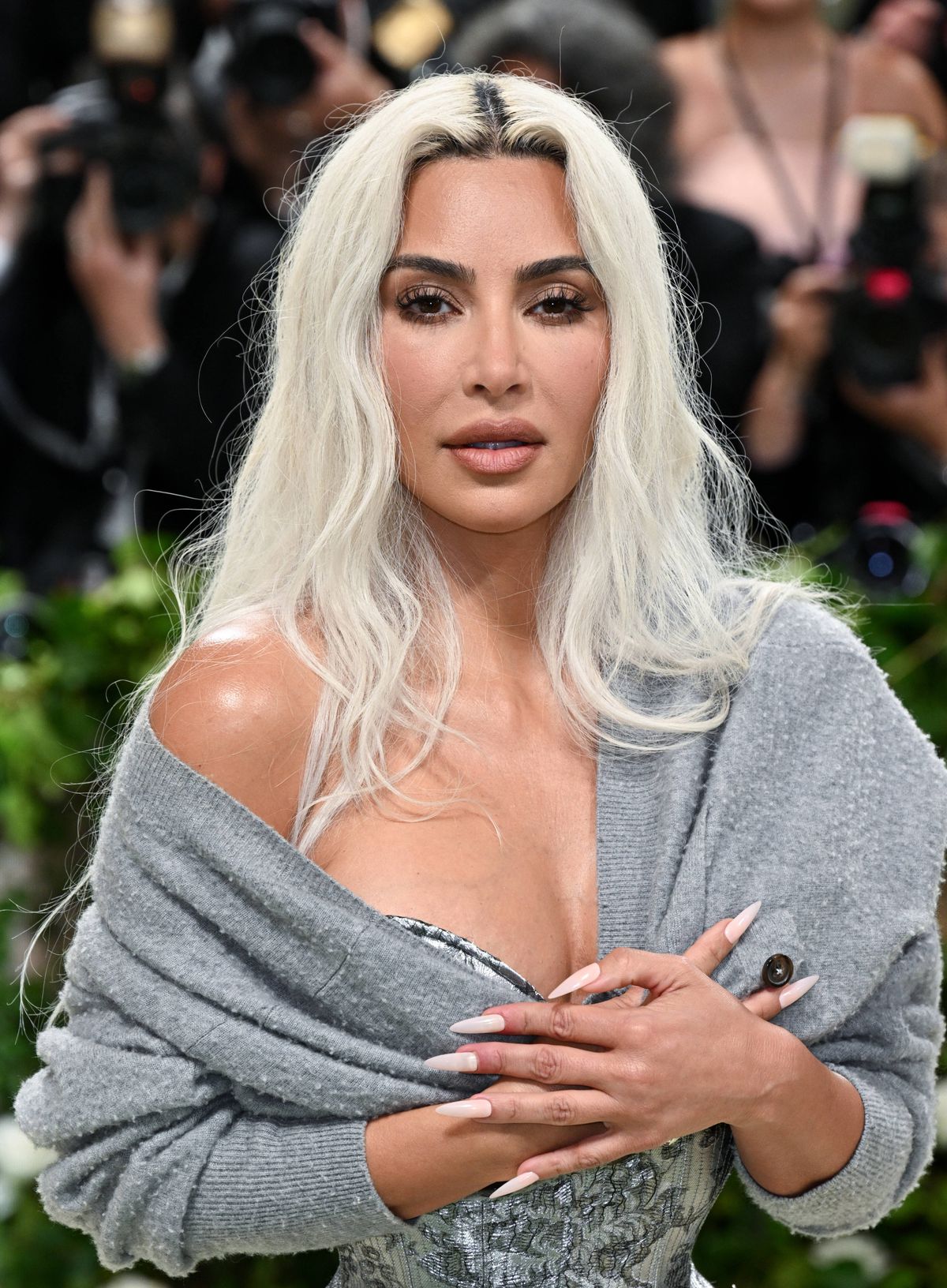 Rochia Serenei Williams a aruncat în aer Met Gala! Sharapova a scos telefonul: „Unde e?”