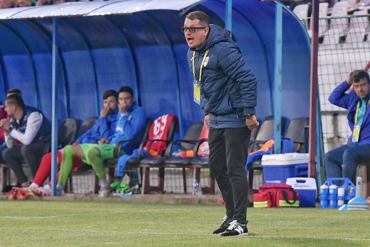 Primul transfer pentru Superligă  » Fundașul comparat cu Belodedici a ajuns la Buzău