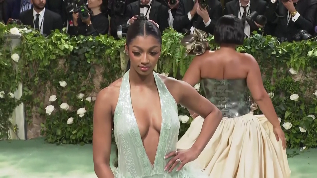 Angel Reese, apariție electrizantă la Gala Met » Jucătoarea de baschet a făcut furori: „Mă simt sexy!”