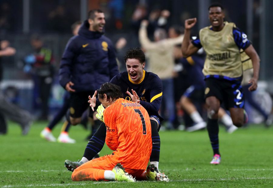 Yann Sommer a avut o prestație remarcabilă în fața Barcelonei / foto: Getty Images Ei îl au pe Sommer, noi pe Niță » Comparație dureroasă: nu mai avem nici tineri și nici „bătrâni” în fotbalul mare! Ce fac „dinozaurii” noștri, în timp ce ai lor elimină Barcelona