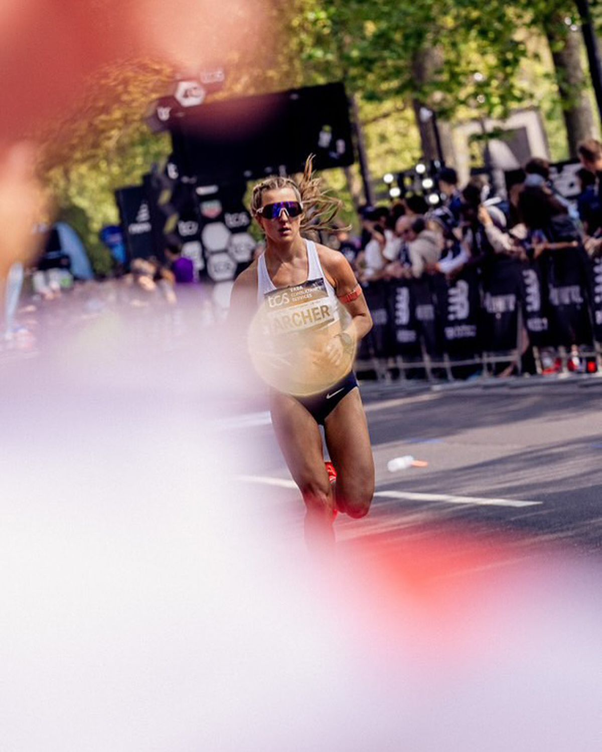 Atleta le răspunde celor care au hărțuit-o că a alergat în „bikini” la Maratonul Londrei: „Trebuia să port trening?”