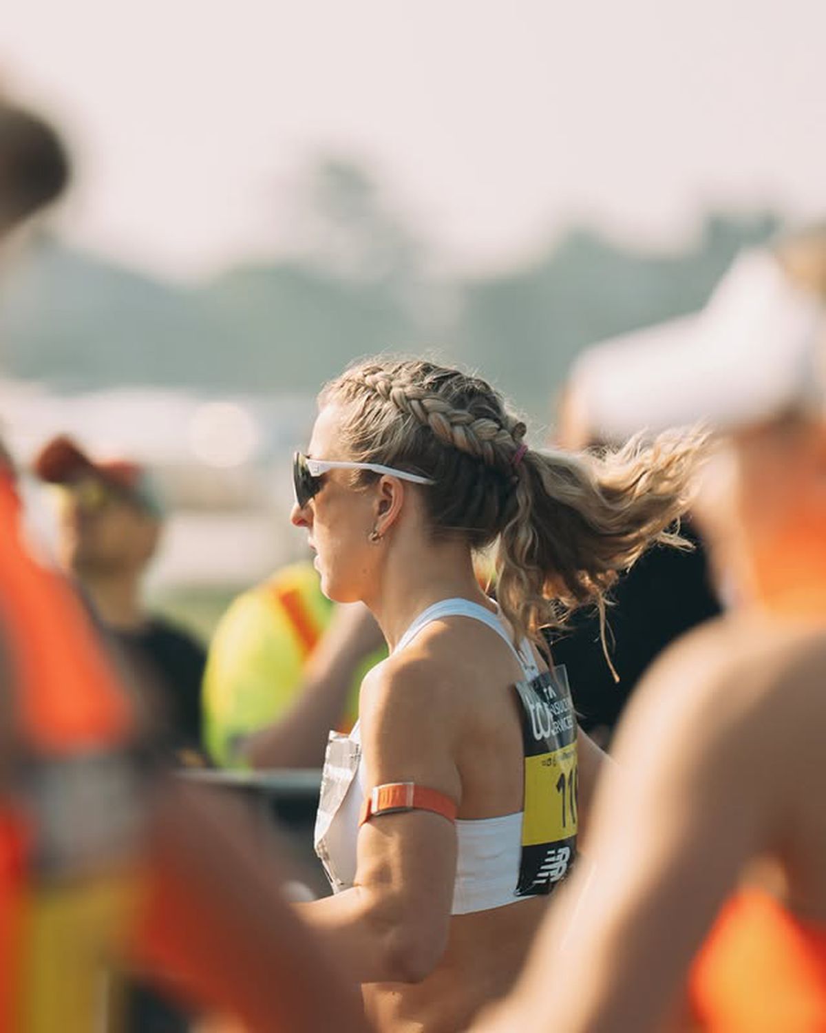 Atleta le răspunde celor care au hărțuit-o că a alergat în „bikini” la Maratonul Londrei: „Trebuia să port trening?”