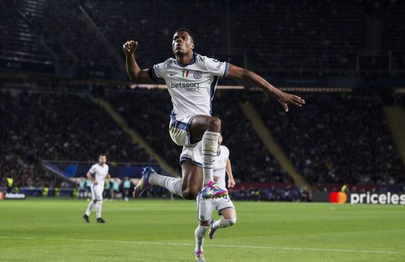 Olandezul zburător spre finala Ligii Campionilor » Nu a avut vreo contribuție la goluri până în semifinale, dar a schimbat tot cu Barcelona