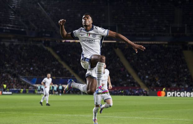 Olandezul zburător spre finala Ligii Campionilor » Nu a avut vreo contribuție la goluri până în semifinale, dar a schimbat tot cu Barcelona