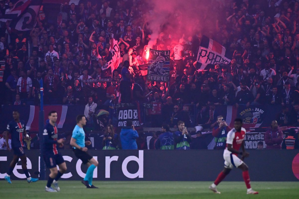 Scenografie PSG - Arsenal