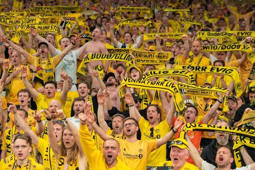 Schimburi trăsnite pentru un bilet la returul semifinalei Europa League: „5kg de carne de ren”