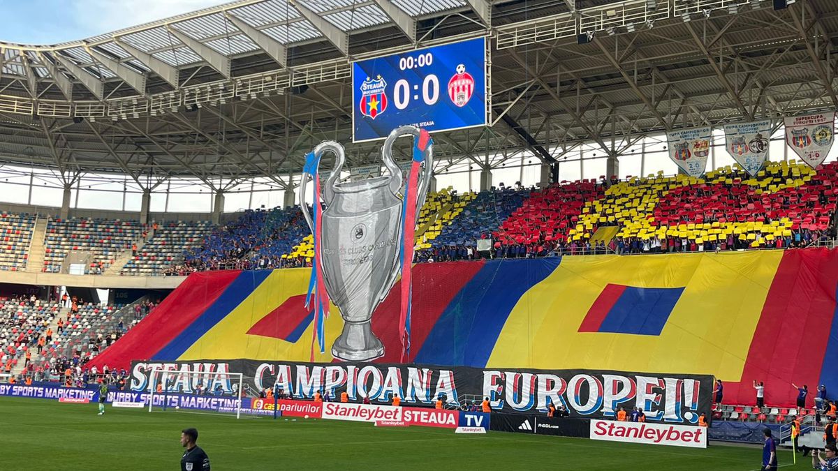 Sărbătoare în Ghencea, la Steaua - Sepsi » Scenografie specială a Peluzei Sud + toate mesajele afișate