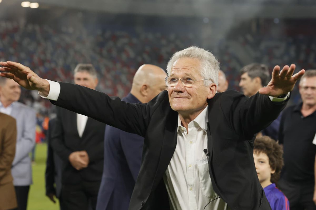 Sărbătoare la 40 de ani de la finala de la Sevilla