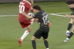 Penalty sau nu la Bayern - PSG? Marius Avram a dat un verdict fără echivoc