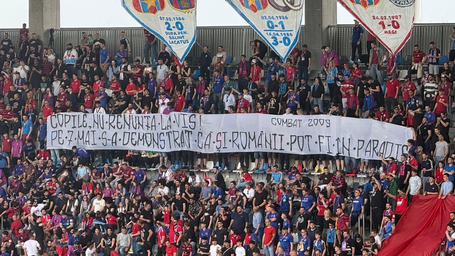 Sărbătoare în Ghencea, la Steaua - Sepsi » Scenografie specială a Peluzei Sud + toate mesajele afișate