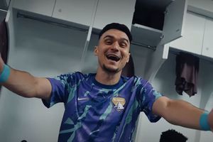 Adrian Șut a sărbătorit titlul cucerit în Emiratele Arabe Unite în stilul lui Cristi Chivu
