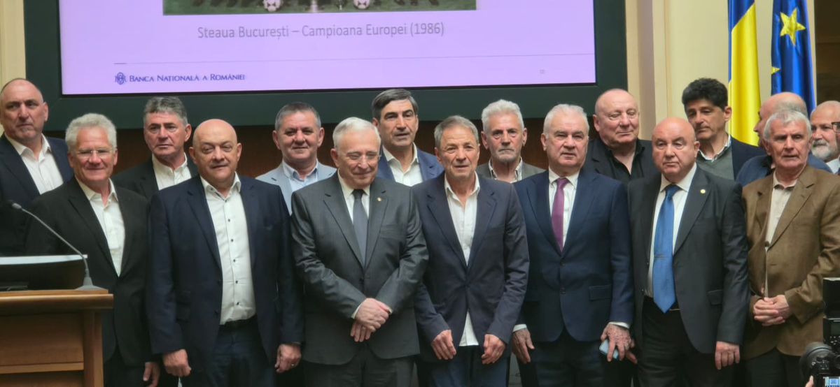 „«Steau» București, apoi Steaua «Budapest». După finală, întreaga lume a reținut numele campioanei” » Eroilor de la Sevilla le-au fost înmânate monede aniversare