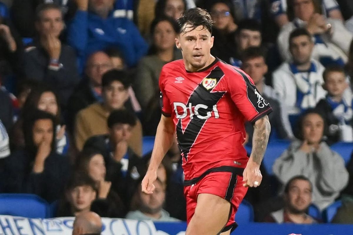 Poza pentru articolul Manșa retur din semifinalele Conference League » Andrei Rațiu a scris istorie: Rayo Vallecano s-a calificat în prima finală europeană