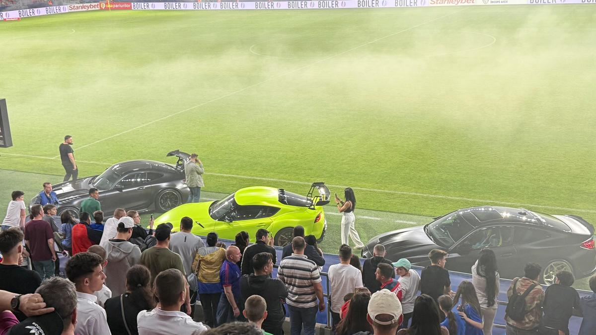 Sărbătoare la 40 de ani de la finala de la Sevilla » Expoziție auto, show cu lasere, scenografie 3D și atmosferă senzațională
