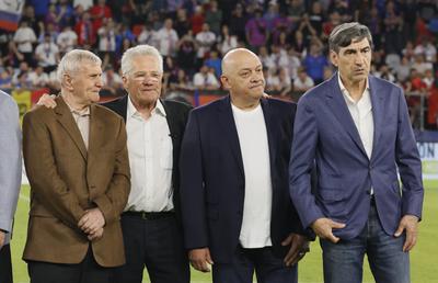 Victor Pițurcă, mesaje tari la sărbătoarea Stelei: „Chiar dacă ministrul nu va mai fi în funcție...” + „E o problemă că este Ianis Hagi la echipa națională”