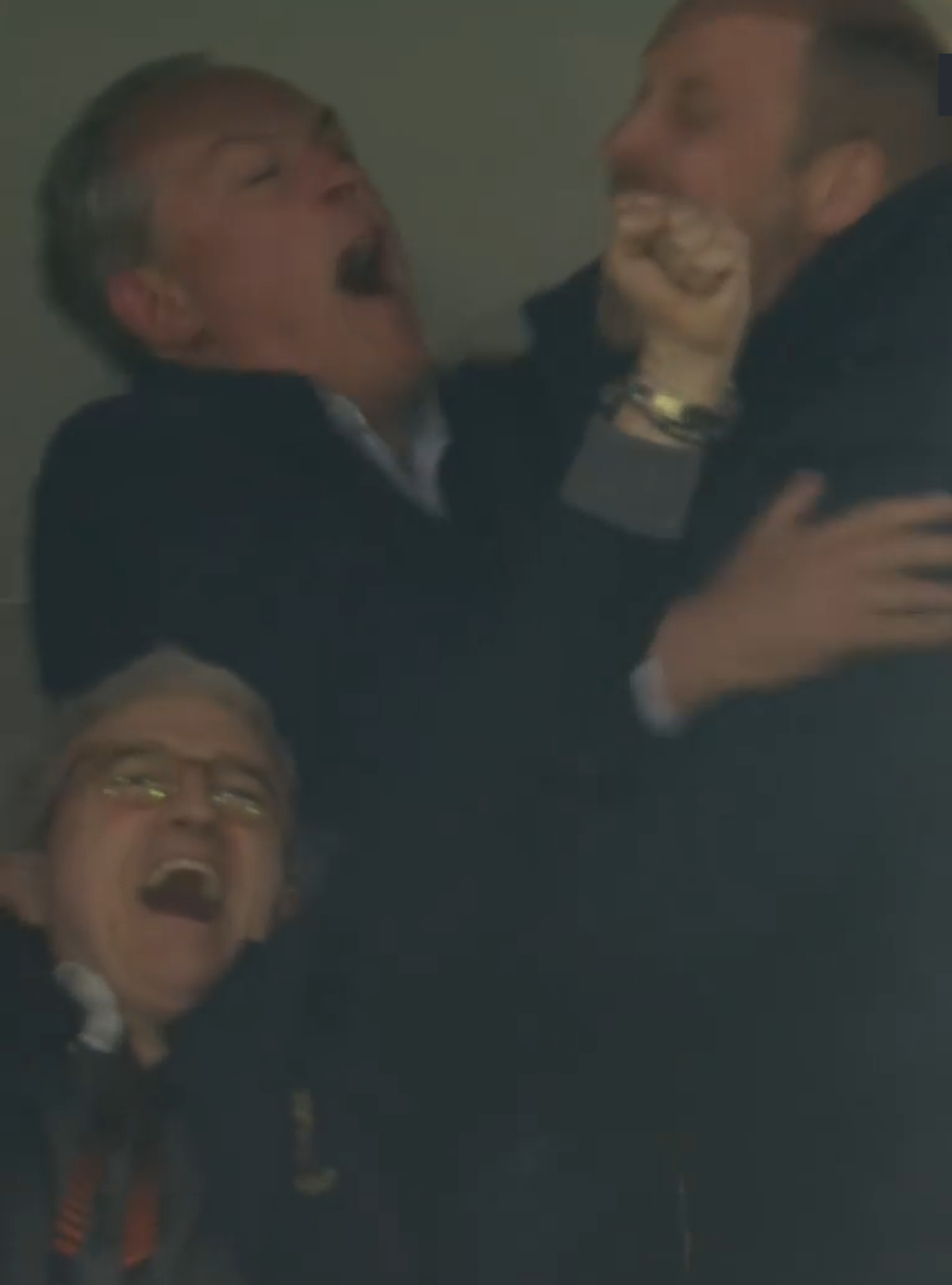 Imagini senzaționale! Prințul William a „explodat” după golul din duelul european dintre două echipe din Premier League