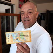 Acasă la Gabi Balint, cu un bilet la Barcelona - Steaua, foto: Andrei Furnigă / GSP