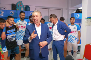 Primarul a intrat în vestiar imediat după promovarea în Superliga: „O spun pentru prima dată, nea Mircea m-a pus să îi fac o promisiune”
