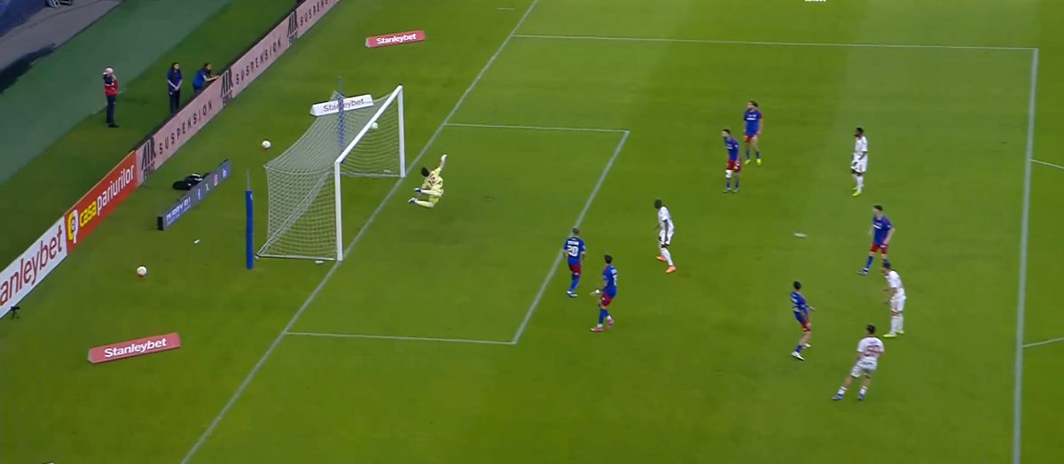 GOLUL ANULUI în Steaua - Sepsi » O „rabona” cum nu se vede nici în Liga Campionilor în ziua aniversării de la Sevilla!