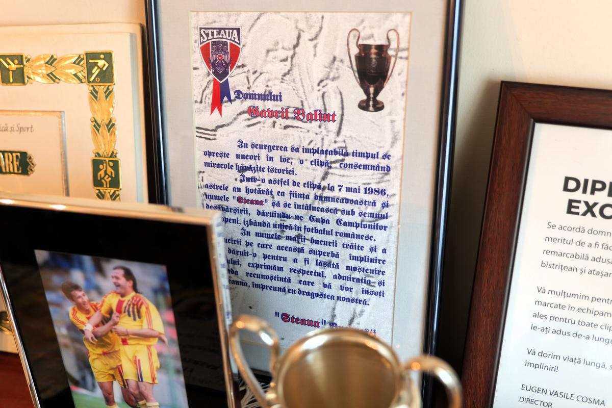 „Bucătarul a început să plângă” » Gestul Barcelonei care l-a înfuriat pe Balint: „Belo, închide ăla! Ce, noi suntem fraieri să-i distrăm?”