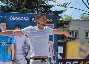 David Popovici a fost prezent la un eveniment de promovare a mișcării și sportului, iar 400 de copii i-au fost alături: „Îmi amintesc de mine la vârsta lor”