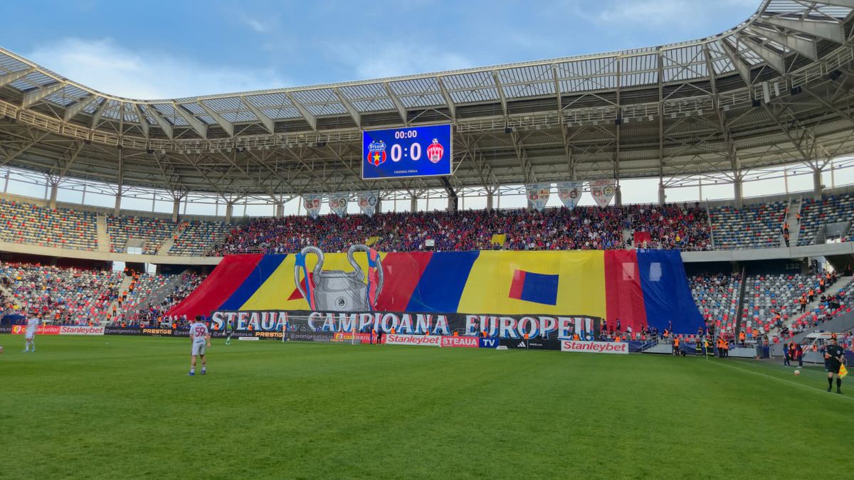 Sărbătoare în Ghencea, la Steaua - Sepsi » Scenografie specială a Peluzei Sud + toate mesajele afișate
